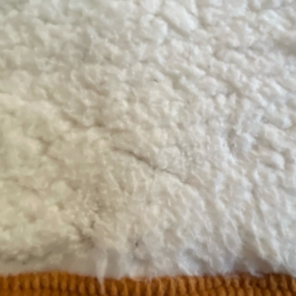 Forever 21 White Fleece Lined Corduroy Button Up Coat. Size S - Picture 15 of 16